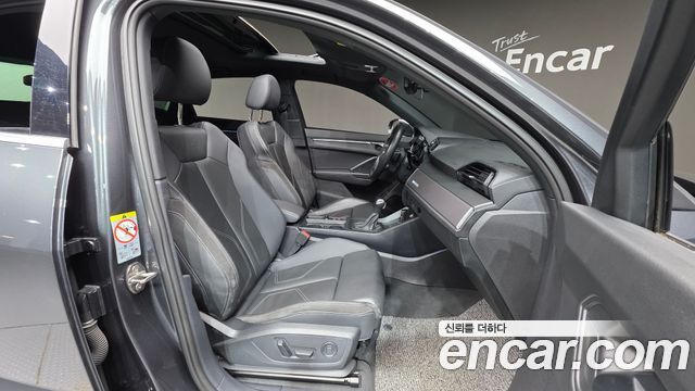 Audi Q3 35 TDI Premium Sportback
