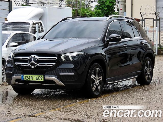 Mercedes-Benz GLE-Class GLE300d 4MATIC