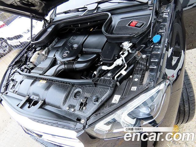 Mercedes-Benz GLE-Class GLE300d 4MATIC