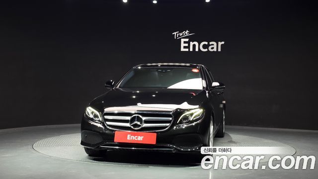 Mercedes-Benz E-Class E220d Avantgarde