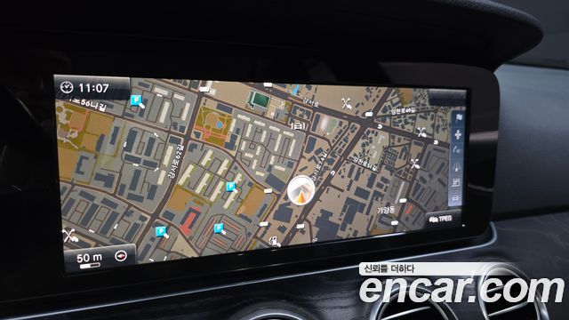 Mercedes-Benz E-Class E220d Avantgarde