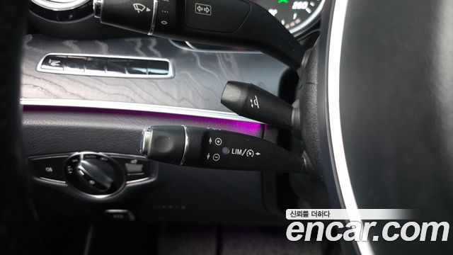 Mercedes-Benz E-Class E220d Avantgarde
