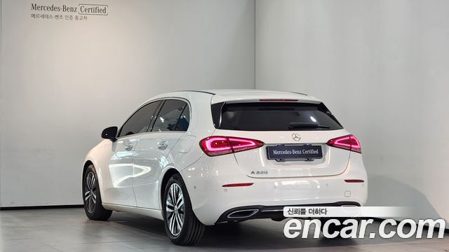 Mercedes-Benz A-Class A220 Hatchback