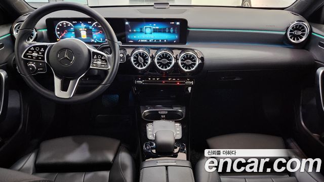 Mercedes-Benz A-Class A220 Hatchback