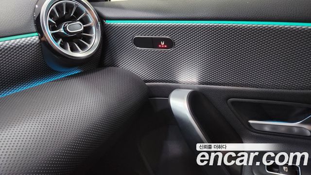 Mercedes-Benz A-Class A220 Hatchback