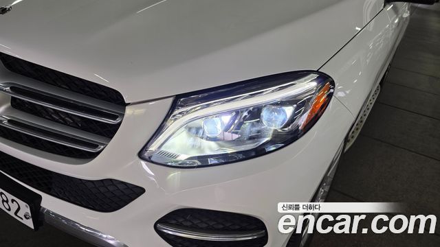 Mercedes-Benz GLE-Class GLE350 d 4MATIC
