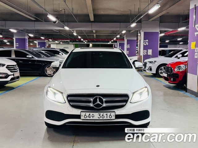 Mercedes-Benz E-Class E220d 4MATIC Avantgarde