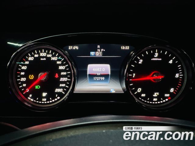 Mercedes-Benz E-Class E220d 4MATIC Avantgarde