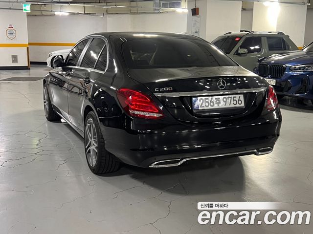 Mercedes-Benz C-Class C200