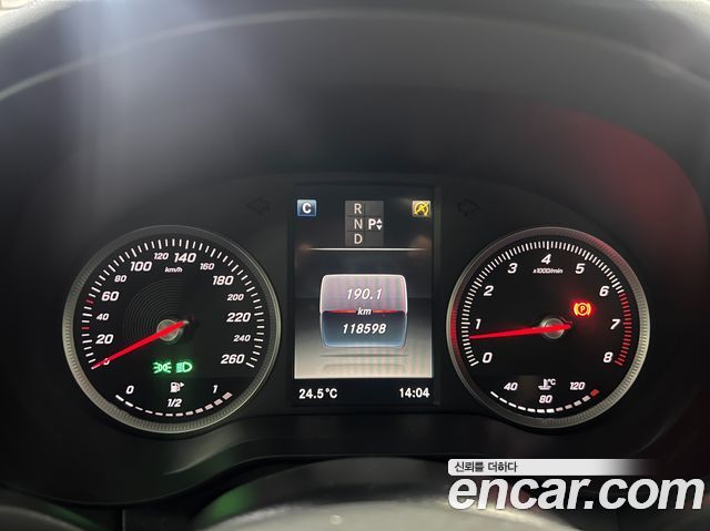 Mercedes-Benz C-Class C200