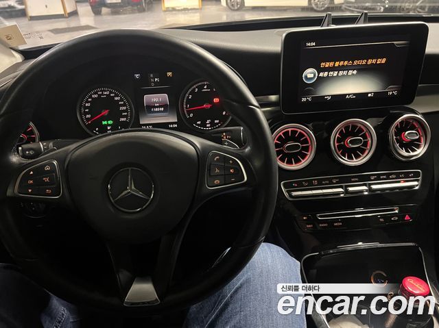 Mercedes-Benz C-Class C200