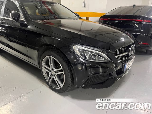 Mercedes-Benz C-Class C200