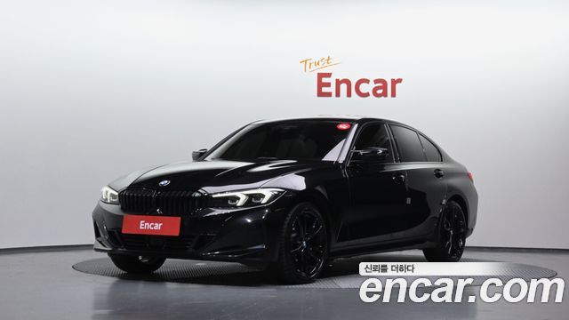 BMW 3-Series 320i