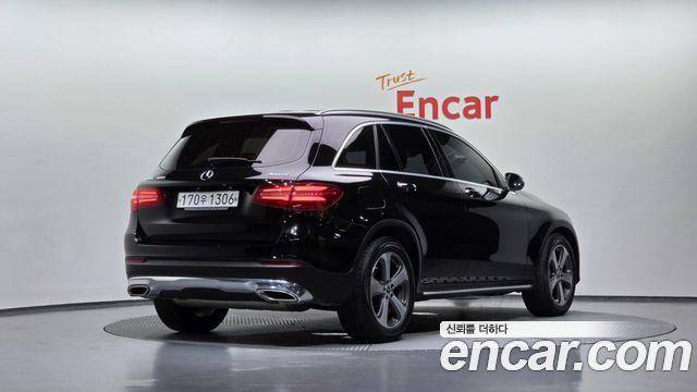 Mercedes-Benz GLC-Class GLC300 4MATIC