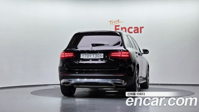 Mercedes-Benz GLC-Class GLC300 4MATIC