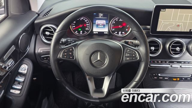 Mercedes-Benz GLC-Class GLC300 4MATIC