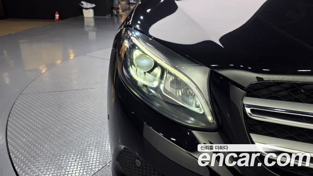Mercedes-Benz GLC-Class GLC300 4MATIC