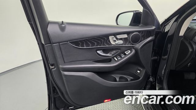 Mercedes-Benz GLC-Class GLC300 4MATIC