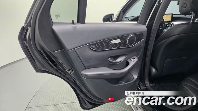 Mercedes-Benz GLC-Class GLC300 4MATIC