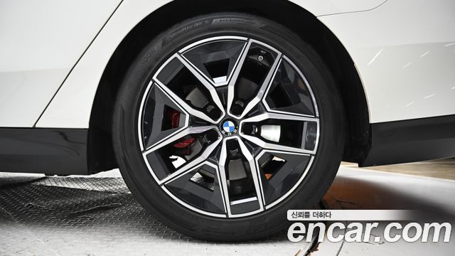 BMW 5-Series 520i Special Edition