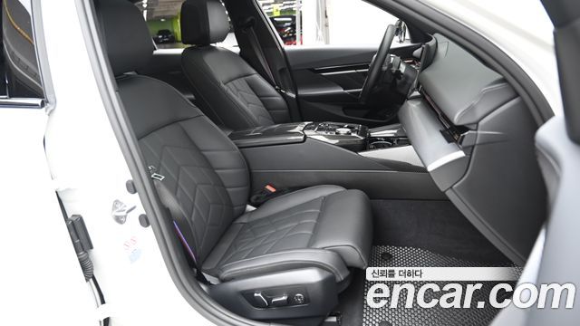 BMW 5-Series 520i Special Edition
