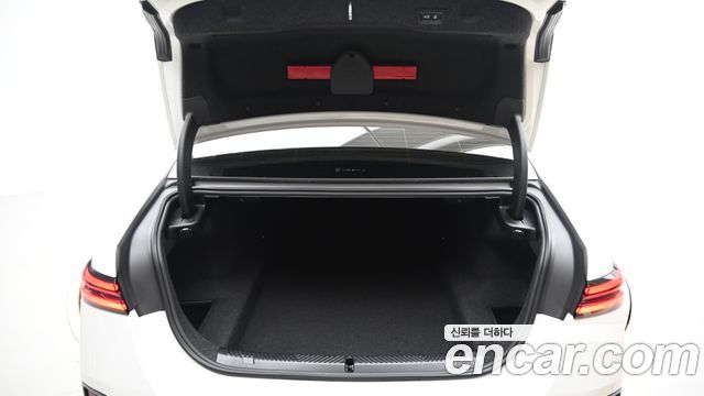 BMW 5-Series 520i Special Edition
