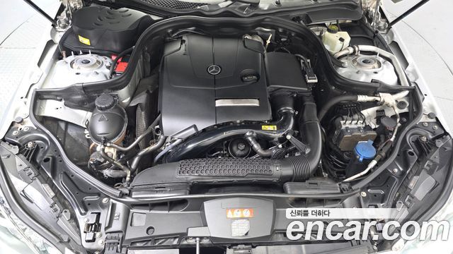 Mercedes-Benz E-Class E200 Avantgarde