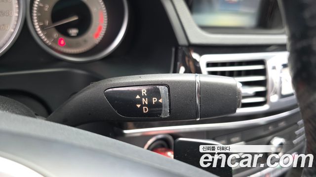 Mercedes-Benz E-Class E200 Avantgarde