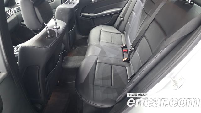 Mercedes-Benz E-Class E200 Avantgarde