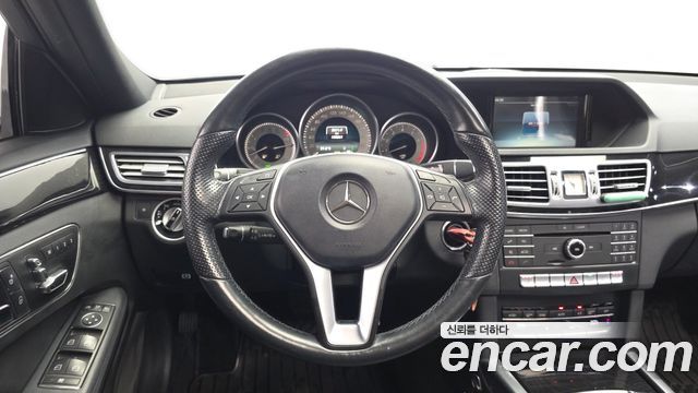 Mercedes-Benz E-Class E200 Avantgarde