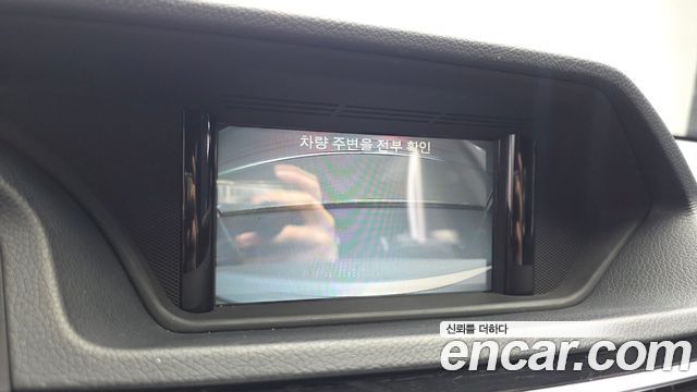Mercedes-Benz E-Class E200 Avantgarde