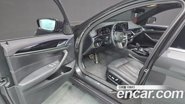 BMW 5-Series 530e M Sport