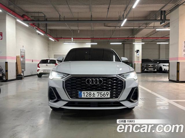 Audi Q3 35 TDI Premium Sportback