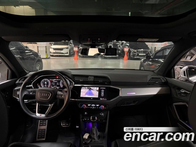 Audi Q3 35 TDI Premium Sportback