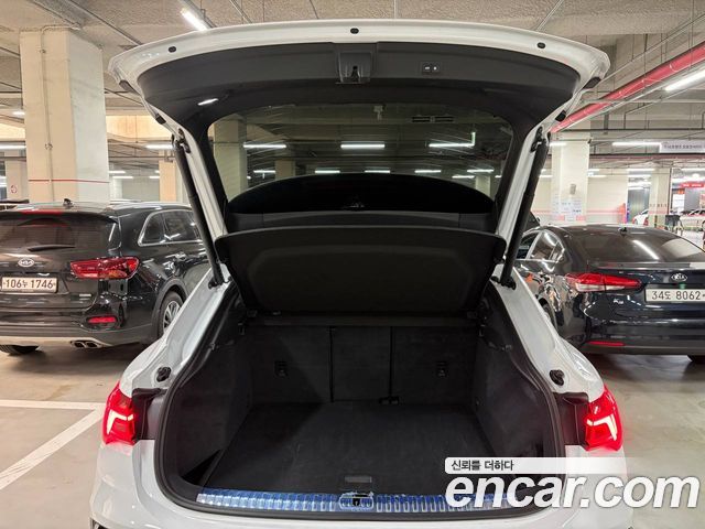Audi Q3 35 TDI Premium Sportback