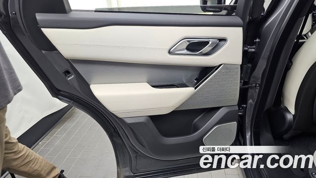 Land Rover Range Rover Velar 3.0 P380 R-Dynamic SE