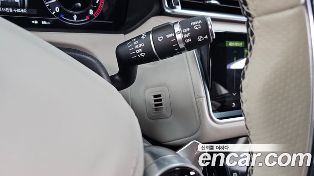 Land Rover Range Rover Velar 3.0 P380 R-Dynamic SE
