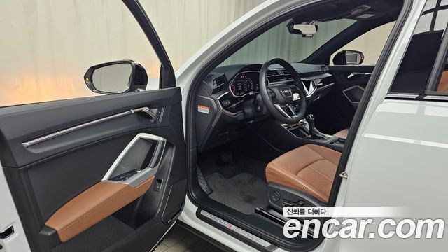 Audi Q3 40 TFSI Quattro Premium