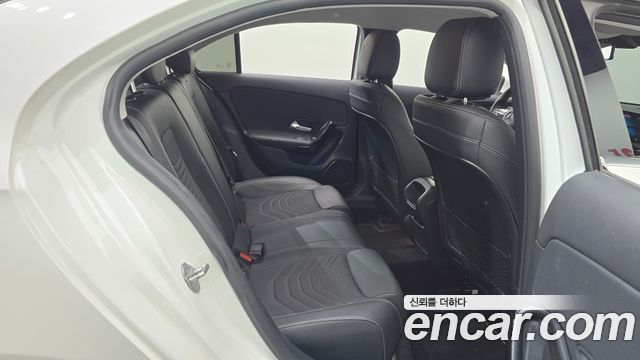 Mercedes-Benz A-Class A250 4MATIC Sedan