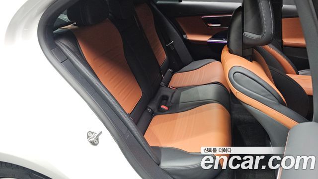 Mercedes-Benz C-Class C300 4MATIC AMG Line