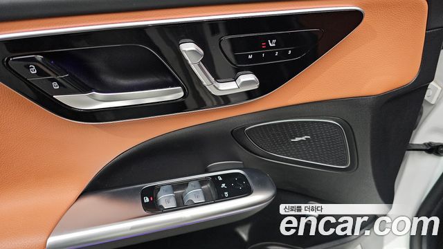 Mercedes-Benz C-Class C300 4MATIC AMG Line