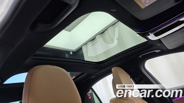 Mercedes-Benz E-Class E300 4MATIC AMG Line