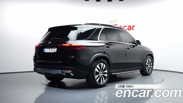 Mercedes-Benz GLE-Class GLE300d 4MATIC