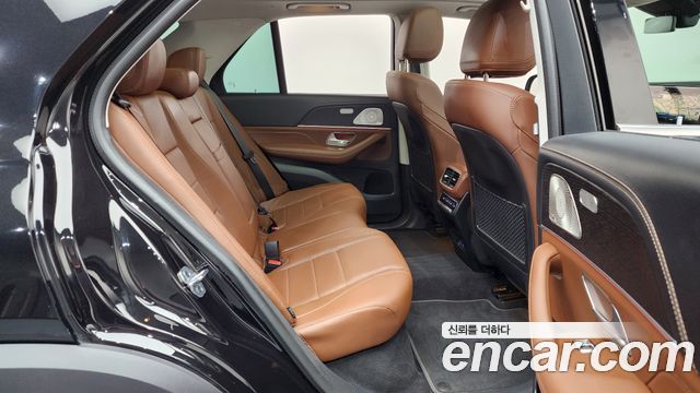 Mercedes-Benz GLE-Class GLE300d 4MATIC