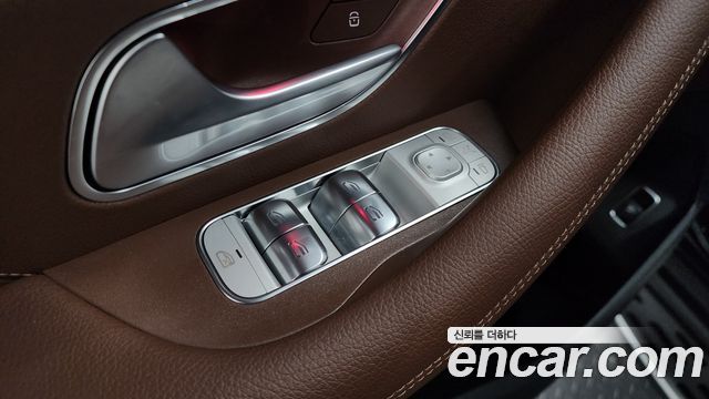 Mercedes-Benz GLE-Class GLE300d 4MATIC