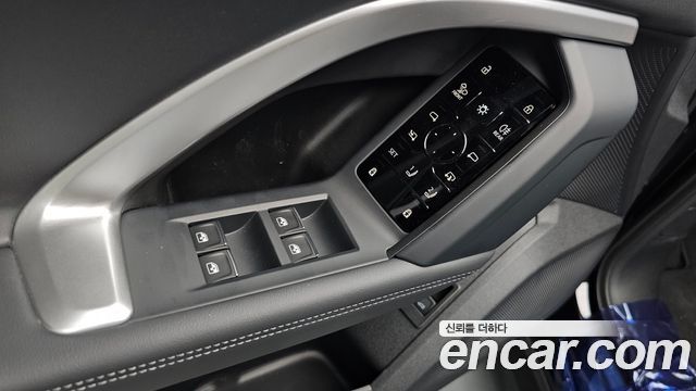 Audi Q5 40 TFSI Kwateuro S Line Sportback