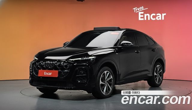 Audi Q5 40 TFSI Kwateuro S Line Sportback