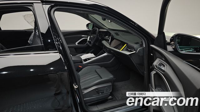 Audi Q5 40 TFSI Kwateuro S Line Sportback