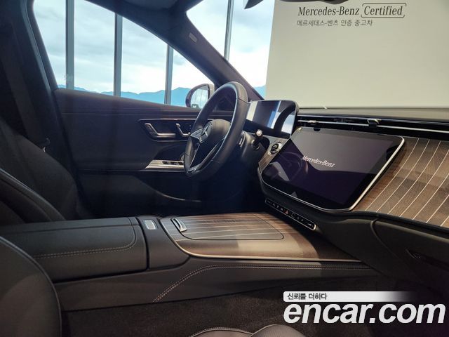 Mercedes-Benz E-Class E350e 4MATIC