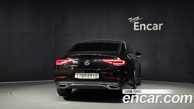Mercedes-Benz CLS-Class CLS300d AMG Line